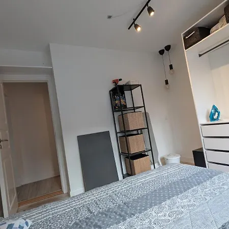 Cozy 2 Bedroom Close To Train, City, And 公寓 腓特烈西亚